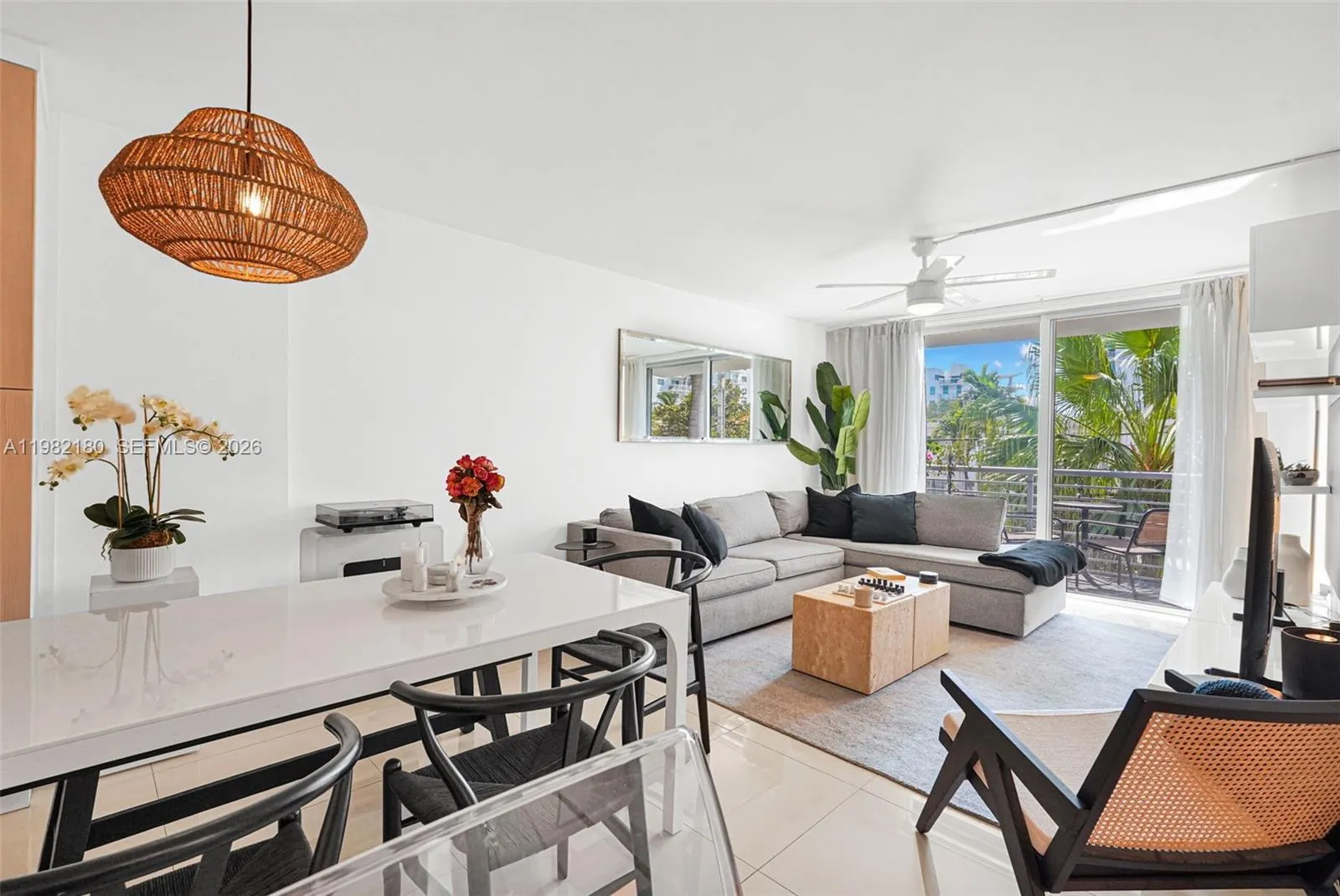 1605 Bay Rd 201, Miami Beach, Florida 33139, Miami Beach, Florida 33139, 2 Bedrooms Bedrooms, ,2 BathroomsBathrooms,Residential Lease,For Rent,1605 Bay Rd 201, Miami Beach, Florida 33139,A11982180