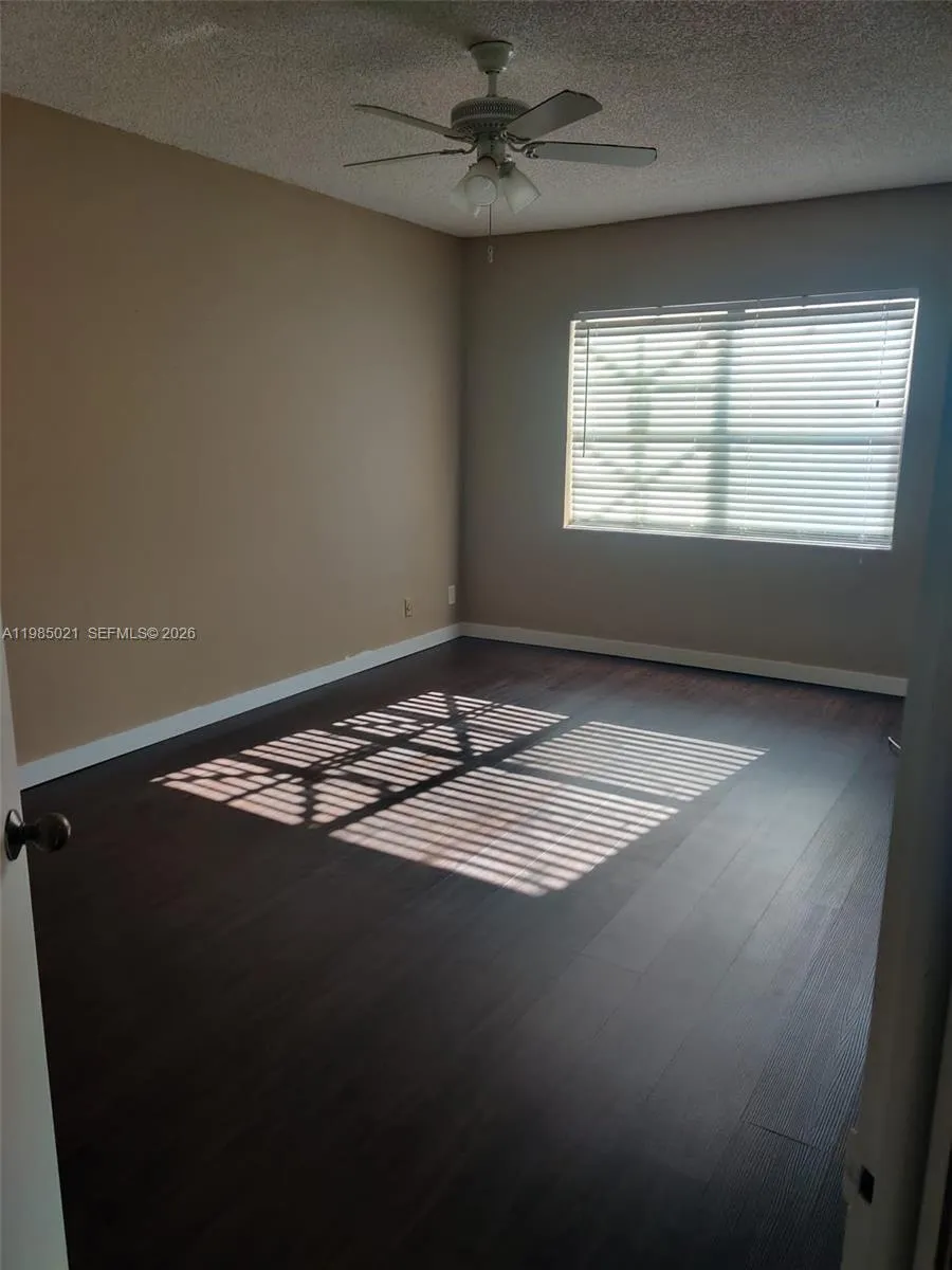 8290 Lake Dr 509, Doral, Florida 33166, Doral, Florida 33166, 1 Bedroom Bedrooms, ,1 BathroomBathrooms,Residential Lease,For Rent,8290 Lake Dr 509, Doral, Florida 33166,A11985021