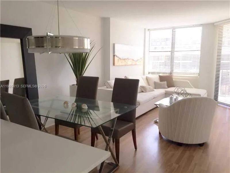 1901 Brickell Ave B1804, Miami, Florida 33129, Miami, Florida 33129, 1 Bedroom Bedrooms, ,1 BathroomBathrooms,Residential Lease,For Rent,1901 Brickell Ave B1804, Miami, Florida 33129,A11985813