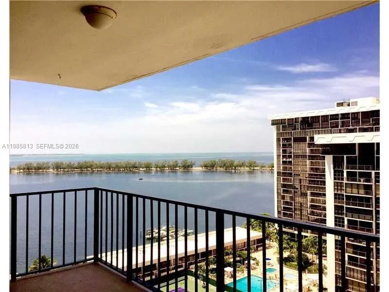 1901 Brickell Ave B1804, Miami, Florida 33129, Miami, Florida 33129, 1 Bedroom Bedrooms, ,1 BathroomBathrooms,Residential Lease,For Rent,1901 Brickell Ave B1804, Miami, Florida 33129,A11985813