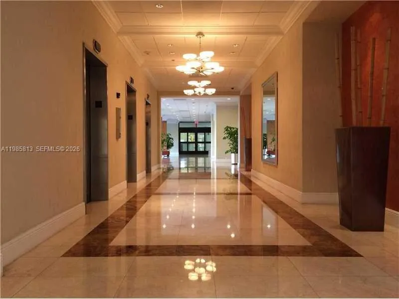 1901 Brickell Ave B1804, Miami, Florida 33129, Miami, Florida 33129, 1 Bedroom Bedrooms, ,1 BathroomBathrooms,Residential Lease,For Rent,1901 Brickell Ave B1804, Miami, Florida 33129,A11985813