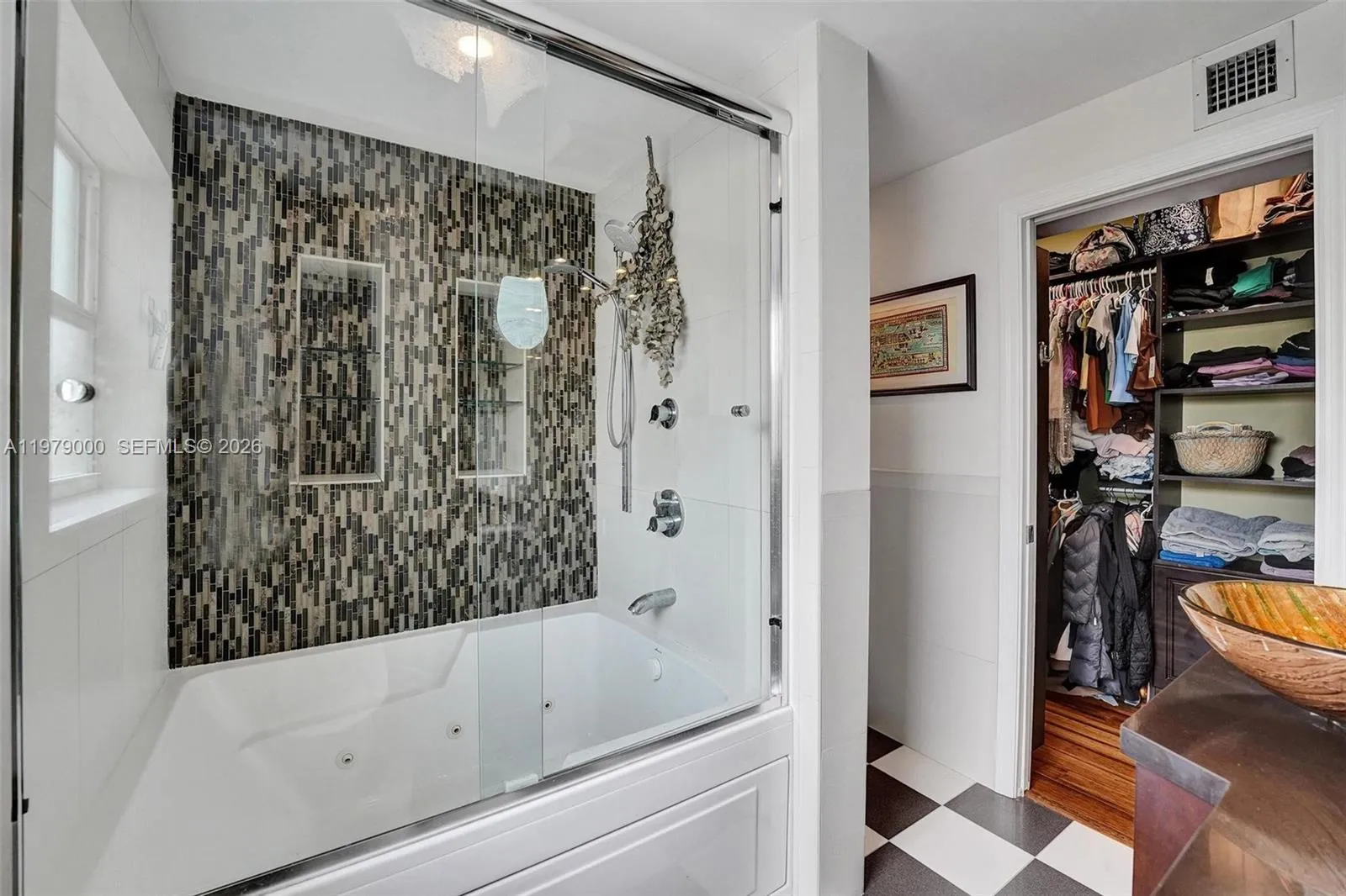 1212 Se 2nd Ct 301, Fort Lauderdale, Florida 33301, Fort Lauderdale, Florida 33301, 2 Bedrooms Bedrooms, ,2 BathroomsBathrooms,Residential,For Sale,1212 Se 2nd Ct 301, Fort Lauderdale, Florida 33301,A11979000