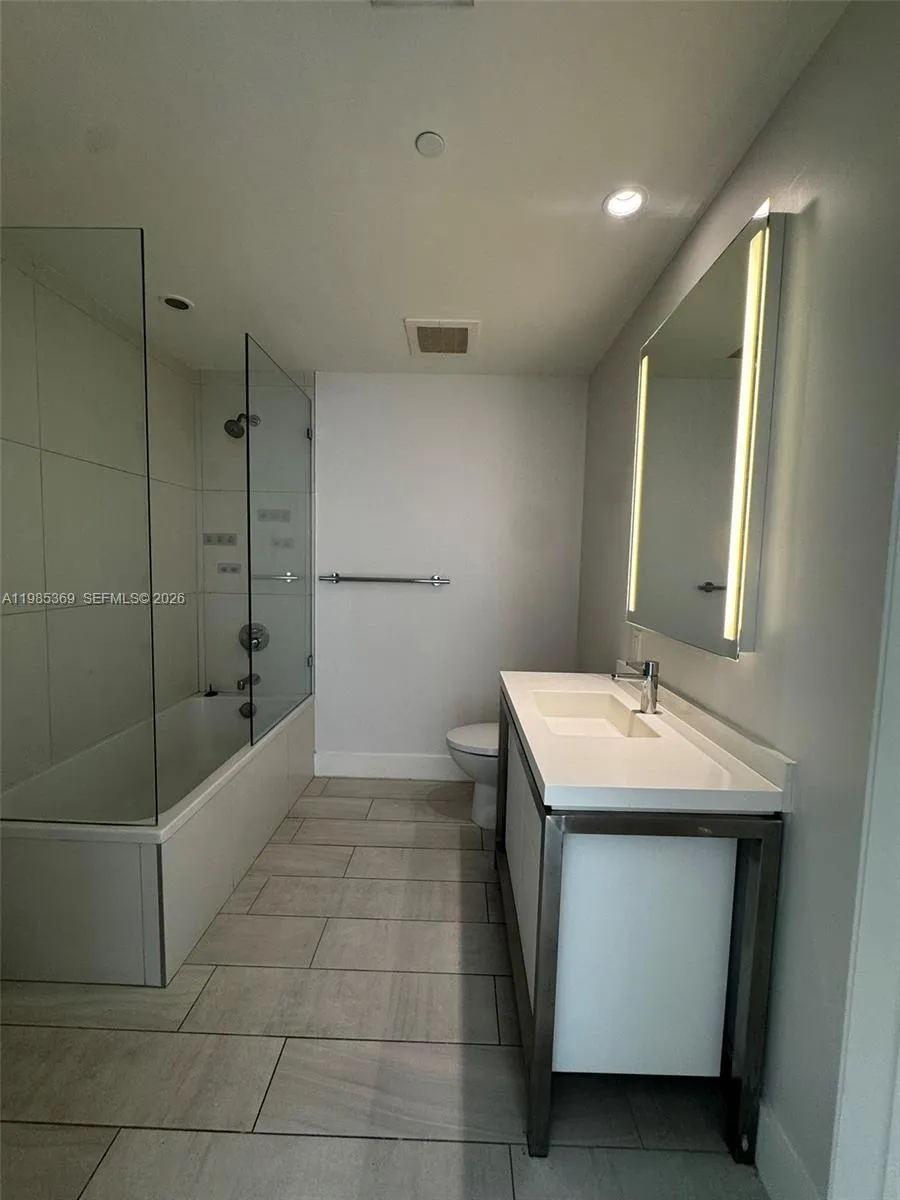 2000 Metropica Way 408, Sunrise, Florida 33323, Sunrise, Florida 33323, 1 Bedroom Bedrooms, ,1 BathroomBathrooms,Residential,For Sale,2000 Metropica Way 408, Sunrise, Florida 33323,A11985369