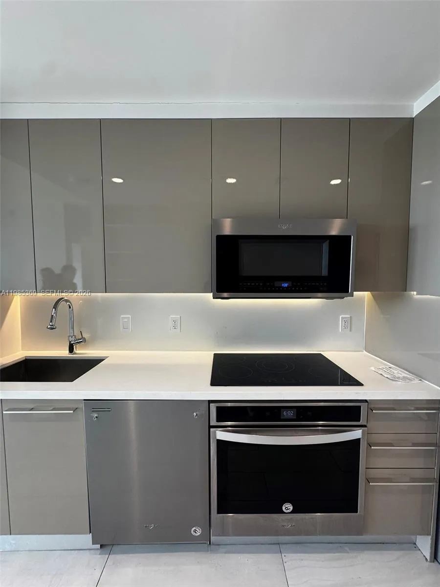 2000 Metropica Way 408, Sunrise, Florida 33323, Sunrise, Florida 33323, 1 Bedroom Bedrooms, ,1 BathroomBathrooms,Residential,For Sale,2000 Metropica Way 408, Sunrise, Florida 33323,A11985369