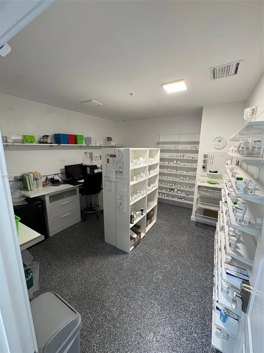 2100 Nw 107th Ave, Sweetwater, Florida 33172, Doral, Florida 33172, ,Commercial Lease,For Rent,2100 Nw 107th Ave, Sweetwater, Florida 33172,A11985905