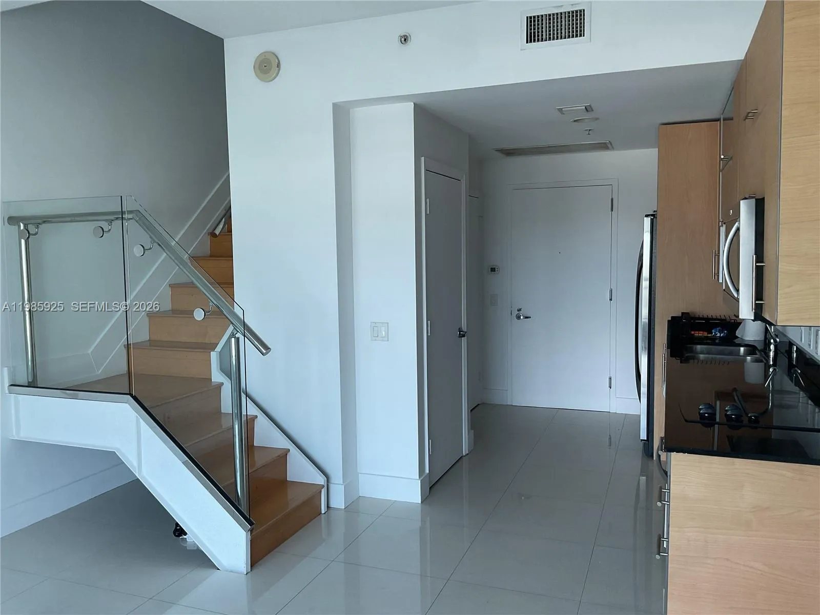 60 Sw 13 St 2007, Miami, Florida 33130, Miami, Florida 33130, 1 Bedroom Bedrooms, ,1 BathroomBathrooms,Residential Lease,For Rent,60 Sw 13 St 2007, Miami, Florida 33130,A11985925