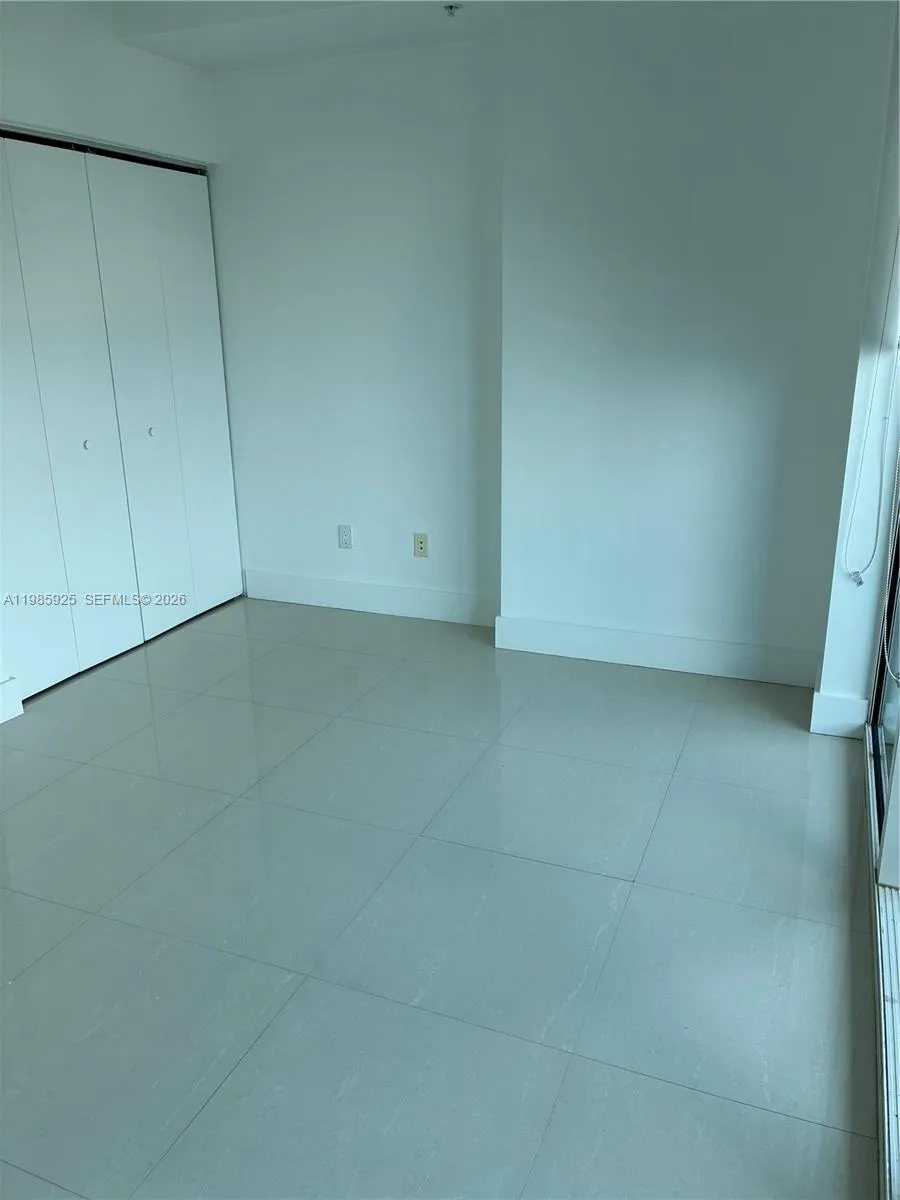 60 Sw 13 St 2007, Miami, Florida 33130, Miami, Florida 33130, 1 Bedroom Bedrooms, ,1 BathroomBathrooms,Residential Lease,For Rent,60 Sw 13 St 2007, Miami, Florida 33130,A11985925