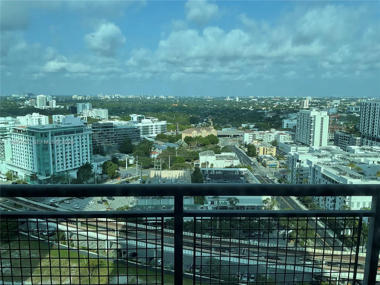 60 Sw 13 St 2007, Miami, Florida 33130, Miami, Florida 33130, 1 Bedroom Bedrooms, ,1 BathroomBathrooms,Residential Lease,For Rent,60 Sw 13 St 2007, Miami, Florida 33130,A11985925