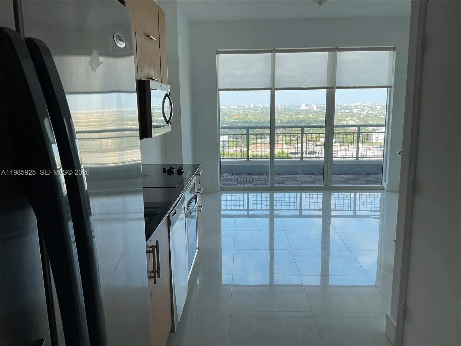 60 Sw 13 St 2007, Miami, Florida 33130, Miami, Florida 33130, 1 Bedroom Bedrooms, ,1 BathroomBathrooms,Residential Lease,For Rent,60 Sw 13 St 2007, Miami, Florida 33130,A11985925