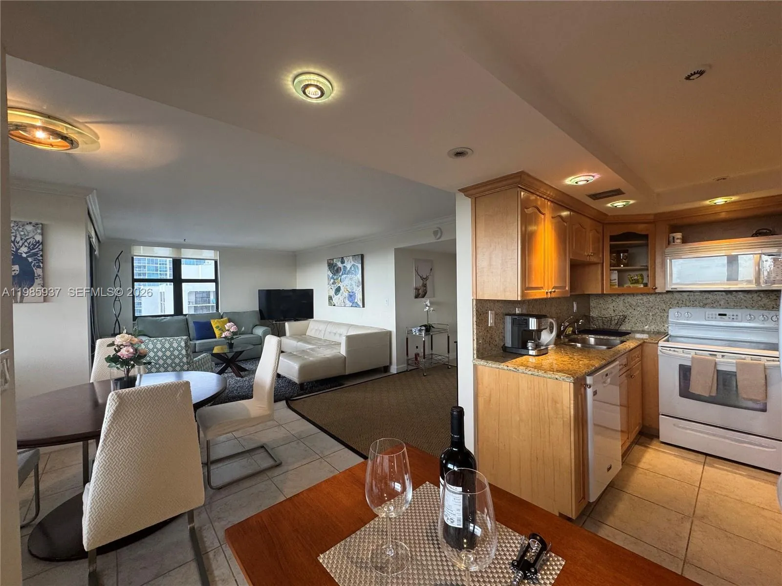 2555 Collins Ave 2002, Miami Beach, Florida 33140, Miami Beach, Florida 33140, 2 Bedrooms Bedrooms, ,2 BathroomsBathrooms,Residential,For Sale,2555 Collins Ave 2002, Miami Beach, Florida 33140,A11985937