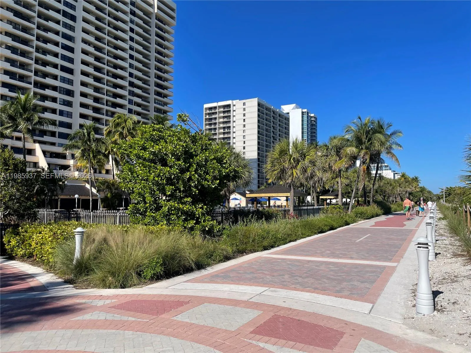 2555 Collins Ave 2002, Miami Beach, Florida 33140, Miami Beach, Florida 33140, 2 Bedrooms Bedrooms, ,2 BathroomsBathrooms,Residential,For Sale,2555 Collins Ave 2002, Miami Beach, Florida 33140,A11985937