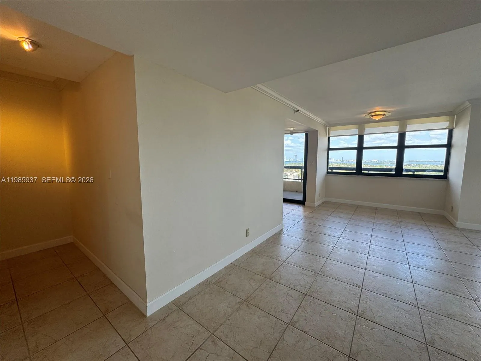 2555 Collins Ave 2002, Miami Beach, Florida 33140, Miami Beach, Florida 33140, 2 Bedrooms Bedrooms, ,2 BathroomsBathrooms,Residential,For Sale,2555 Collins Ave 2002, Miami Beach, Florida 33140,A11985937