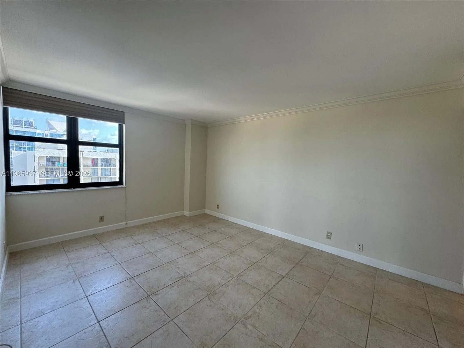 2555 Collins Ave 2002, Miami Beach, Florida 33140, Miami Beach, Florida 33140, 2 Bedrooms Bedrooms, ,2 BathroomsBathrooms,Residential,For Sale,2555 Collins Ave 2002, Miami Beach, Florida 33140,A11985937