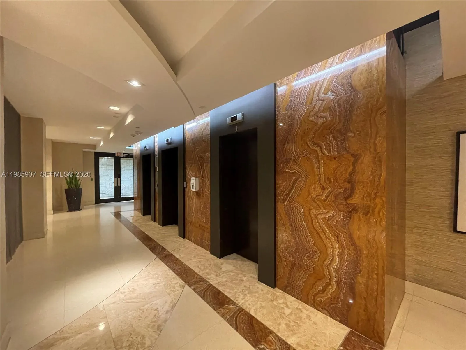 2555 Collins Ave 2002, Miami Beach, Florida 33140, Miami Beach, Florida 33140, 2 Bedrooms Bedrooms, ,2 BathroomsBathrooms,Residential,For Sale,2555 Collins Ave 2002, Miami Beach, Florida 33140,A11985937