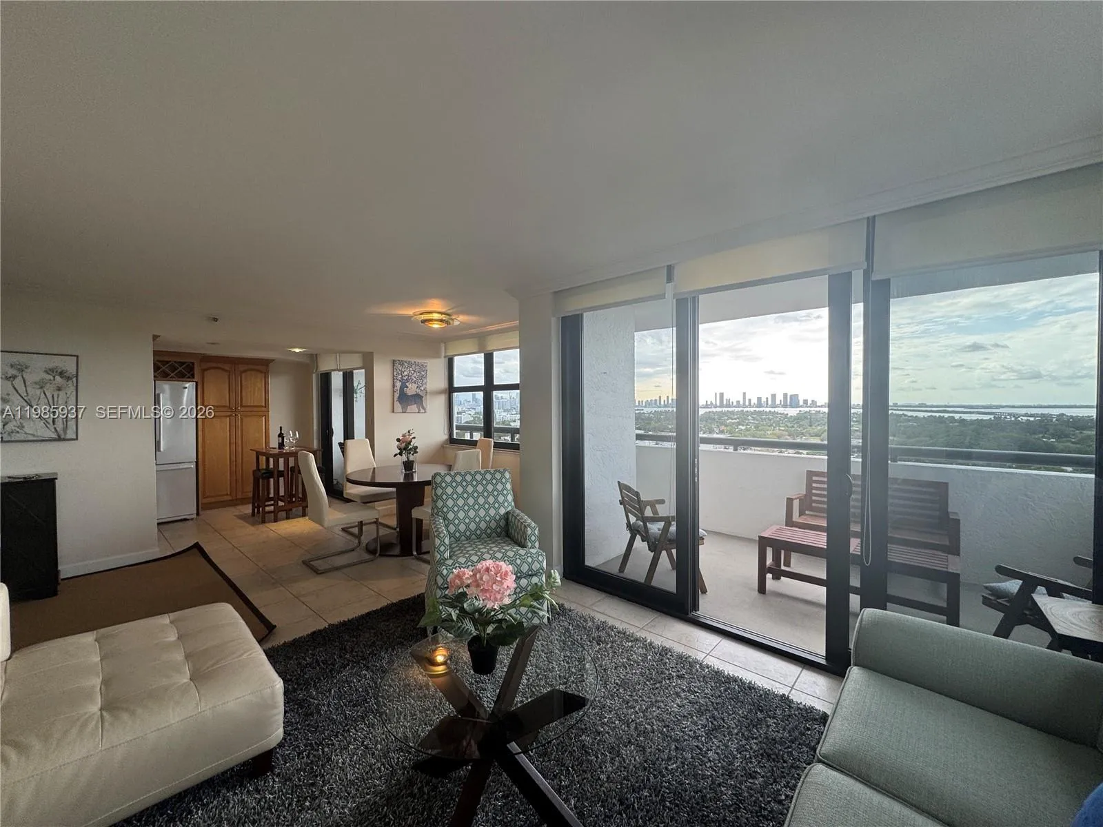 2555 Collins Ave 2002, Miami Beach, Florida 33140, Miami Beach, Florida 33140, 2 Bedrooms Bedrooms, ,2 BathroomsBathrooms,Residential,For Sale,2555 Collins Ave 2002, Miami Beach, Florida 33140,A11985937