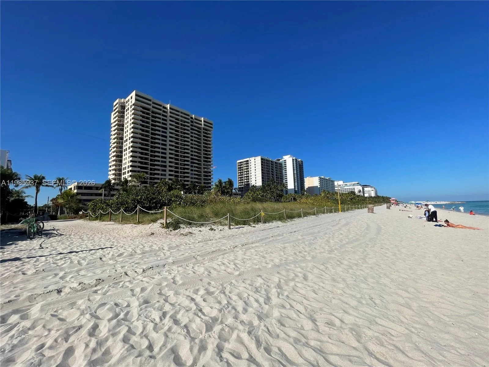 2555 Collins Ave 2002, Miami Beach, Florida 33140, Miami Beach, Florida 33140, 2 Bedrooms Bedrooms, ,2 BathroomsBathrooms,Residential,For Sale,2555 Collins Ave 2002, Miami Beach, Florida 33140,A11985937