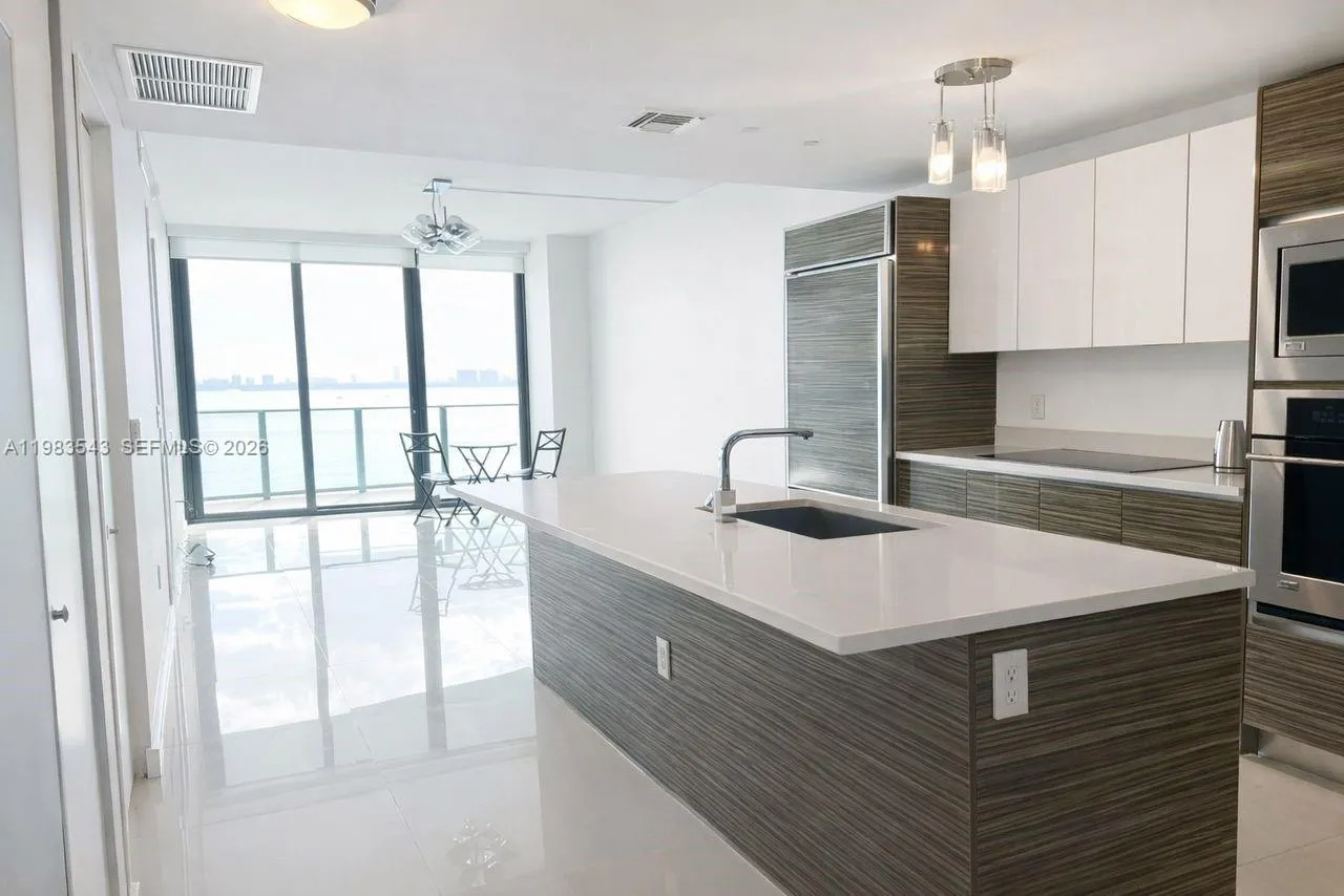 460 Ne 28th St 1407, Miami, Florida 33137, Miami, Florida 33137, 2 Bedrooms Bedrooms, ,2 BathroomsBathrooms,Residential,For Sale,460 Ne 28th St 1407, Miami, Florida 33137,A11983543