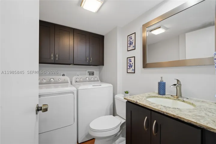 752 Nw 98th Way, Plantation, Florida 33324