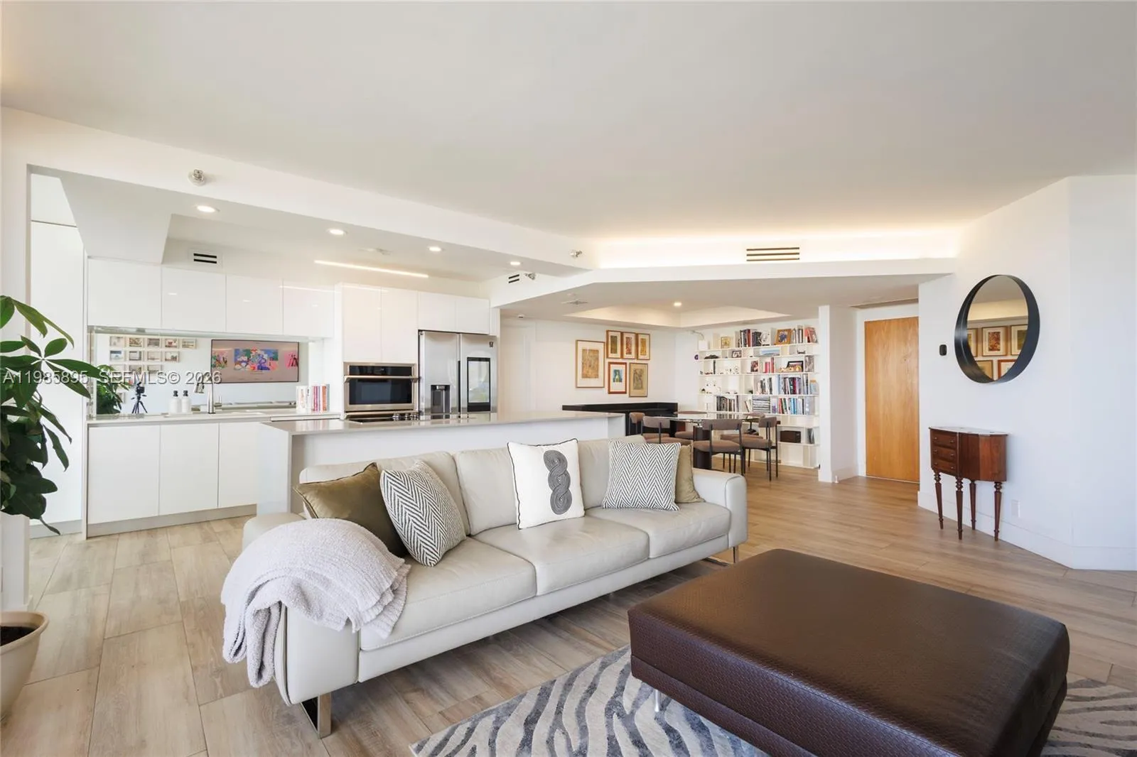 3640 Yacht Club Dr 1701, Aventura, Florida 33180, Aventura, Florida 33180, 3 Bedrooms Bedrooms, ,2 BathroomsBathrooms,Residential,For Sale,3640 Yacht Club Dr 1701, Aventura, Florida 33180,A11985895