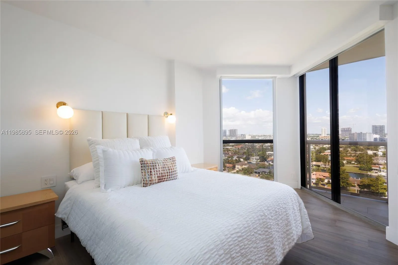 3640 Yacht Club Dr 1701, Aventura, Florida 33180, Aventura, Florida 33180, 3 Bedrooms Bedrooms, ,2 BathroomsBathrooms,Residential,For Sale,3640 Yacht Club Dr 1701, Aventura, Florida 33180,A11985895