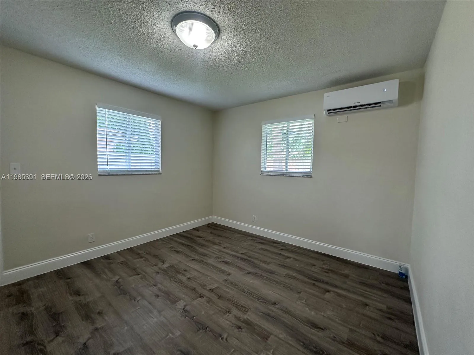5901 Ne 18th Ave 2, Fort Lauderdale, Florida 33334, Fort Lauderdale, Florida 33334, 1 Bedroom Bedrooms, ,1 BathroomBathrooms,Residential Lease,For Rent,5901 Ne 18th Ave 2, Fort Lauderdale, Florida 33334,A11985391