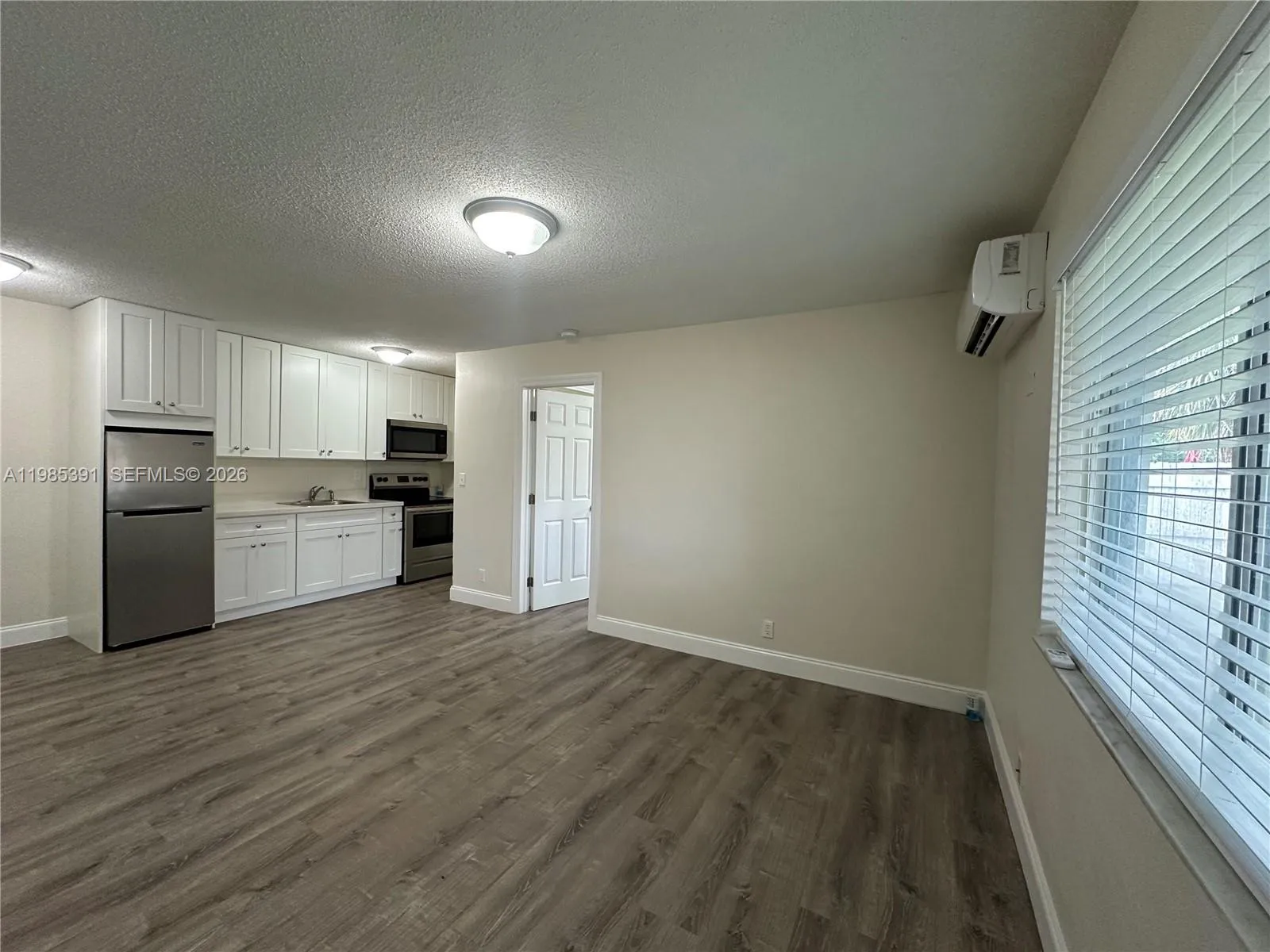 5901 Ne 18th Ave 2, Fort Lauderdale, Florida 33334, Fort Lauderdale, Florida 33334, 1 Bedroom Bedrooms, ,1 BathroomBathrooms,Residential Lease,For Rent,5901 Ne 18th Ave 2, Fort Lauderdale, Florida 33334,A11985391