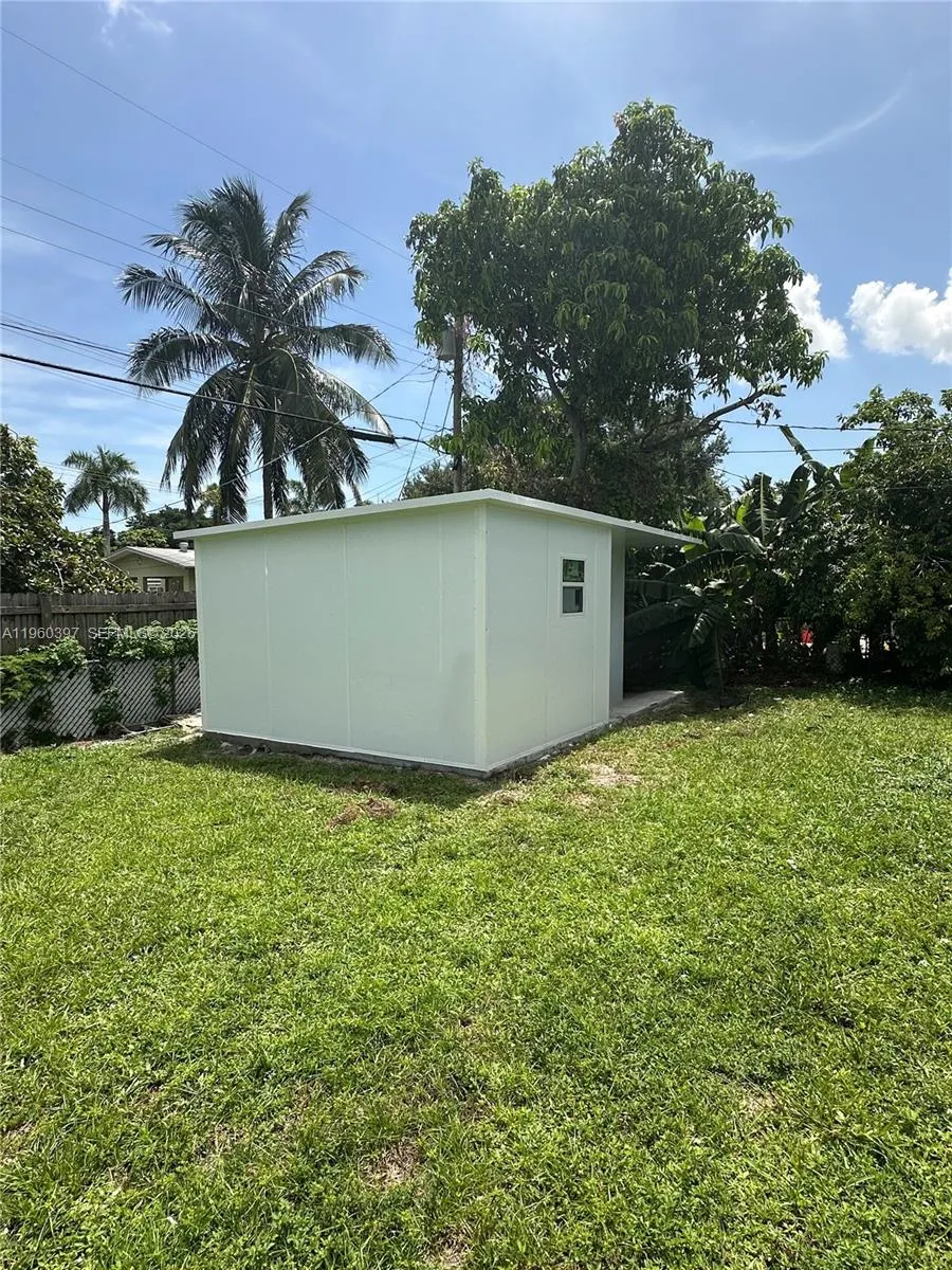 19215 Nw 7th Ct B, Miami Gardens, Florida 33169, Miami Gardens, Florida 33169, 1 Bedroom Bedrooms, ,1 BathroomBathrooms,Residential Lease,For Rent,19215 Nw 7th Ct B, Miami Gardens, Florida 33169,A11960397