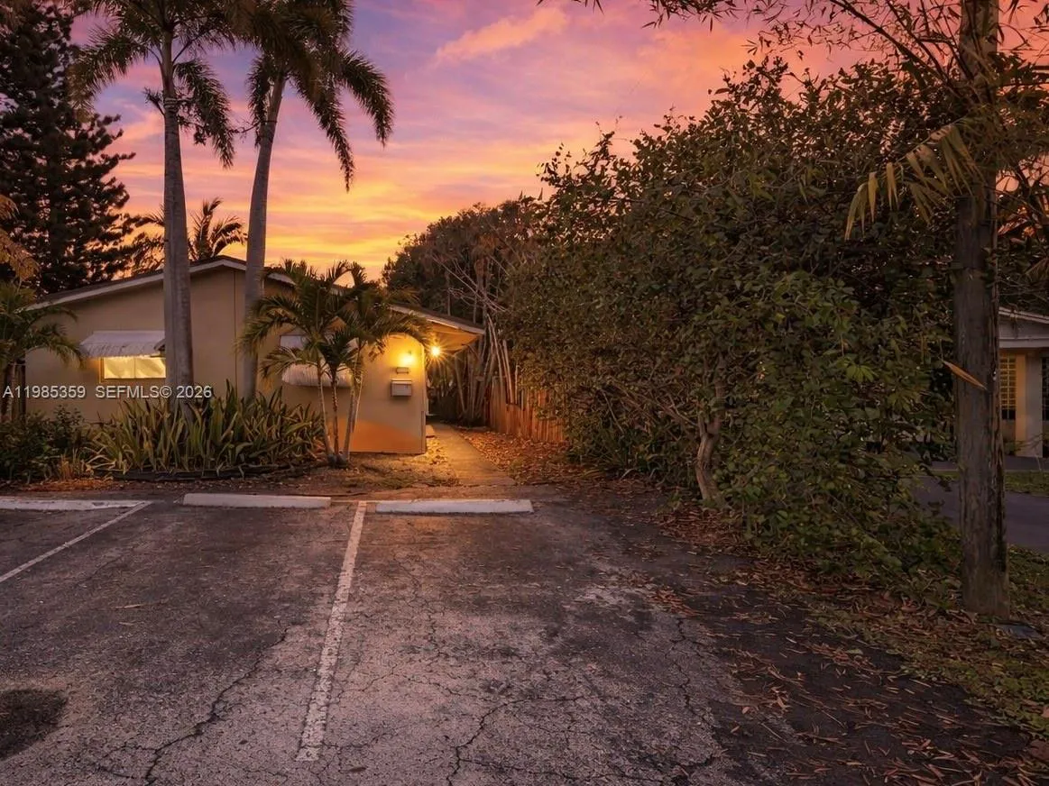 3042 Ne 13th Ave, Oakland Park, Florida 33334, Oakland Park, Florida 33334, ,Residential Income,For Sale,3042 Ne 13th Ave, Oakland Park, Florida 33334,A11985359