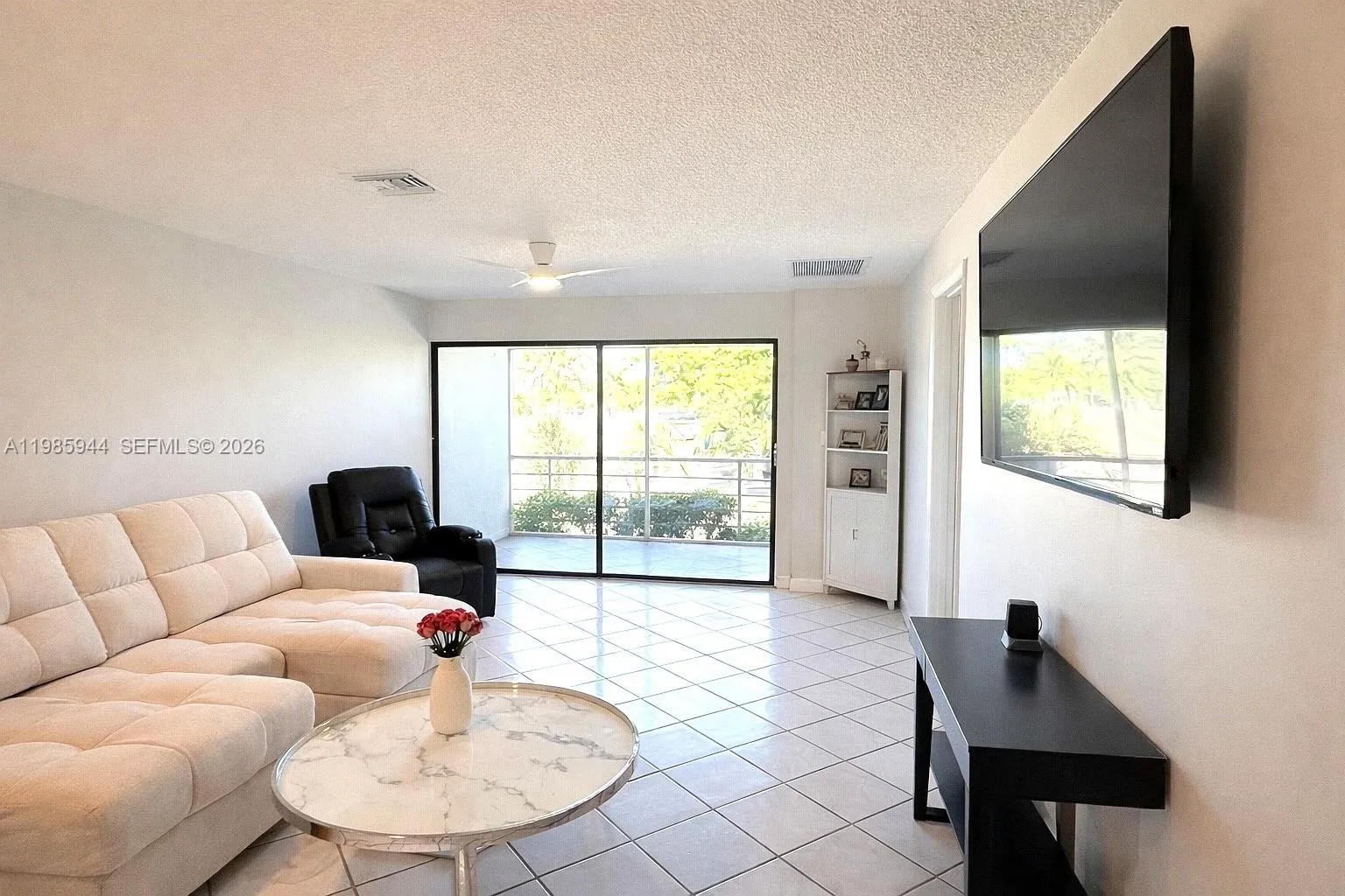 7830 Nw 33rd St 308, Davie, Florida 33024, Davie, Florida 33024, 2 Bedrooms Bedrooms, ,2 BathroomsBathrooms,Residential,For Sale,7830 Nw 33rd St 308, Davie, Florida 33024,A11985944