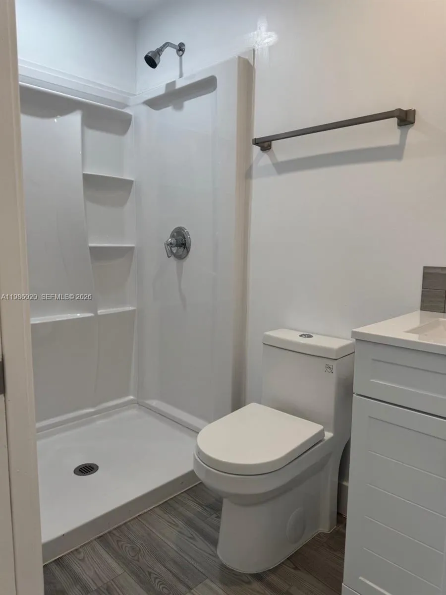 58xx Sw 122nd Ave 2, Miami, Florida 33183, Miami, Florida 33183, 1 Bedroom Bedrooms, ,1 BathroomBathrooms,Residential Lease,For Rent,58xx Sw 122nd Ave 2, Miami, Florida 33183,A11986020