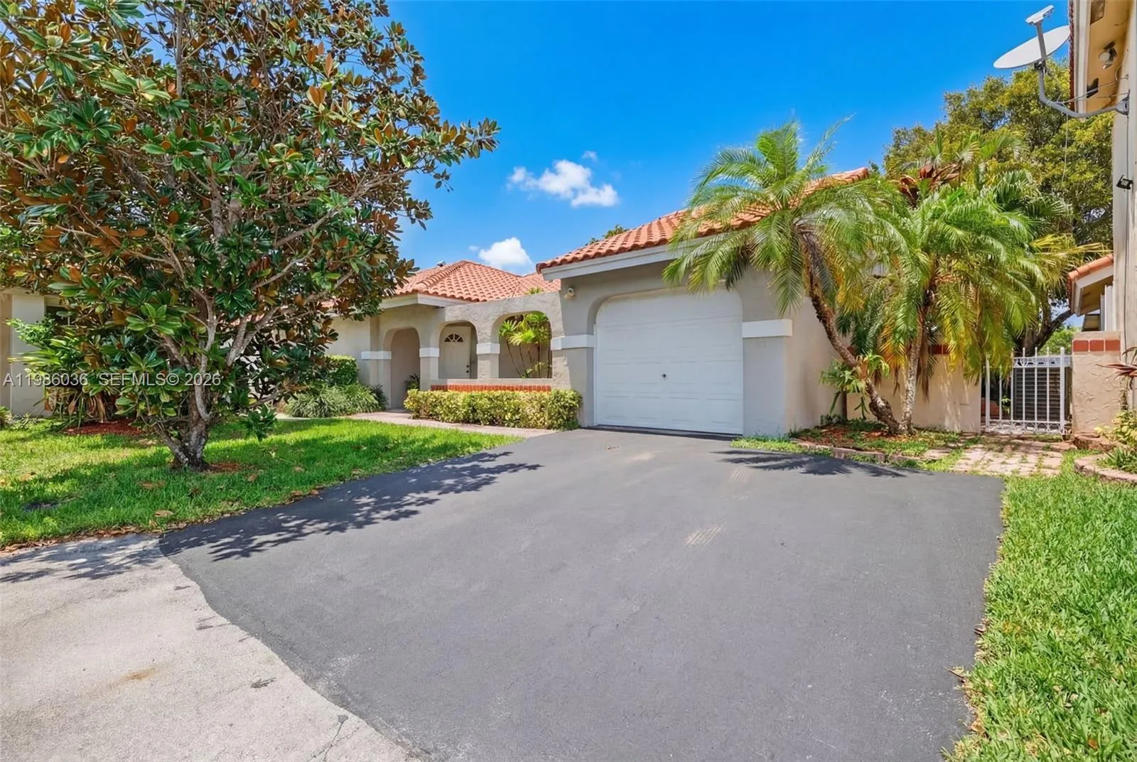 1495 Garden Rd, Weston, Florida 33326, Weston, Florida 33326, 3 Bedrooms Bedrooms, ,2 BathroomsBathrooms,Residential,For Sale,1495 Garden Rd, Weston, Florida 33326,A11986036
