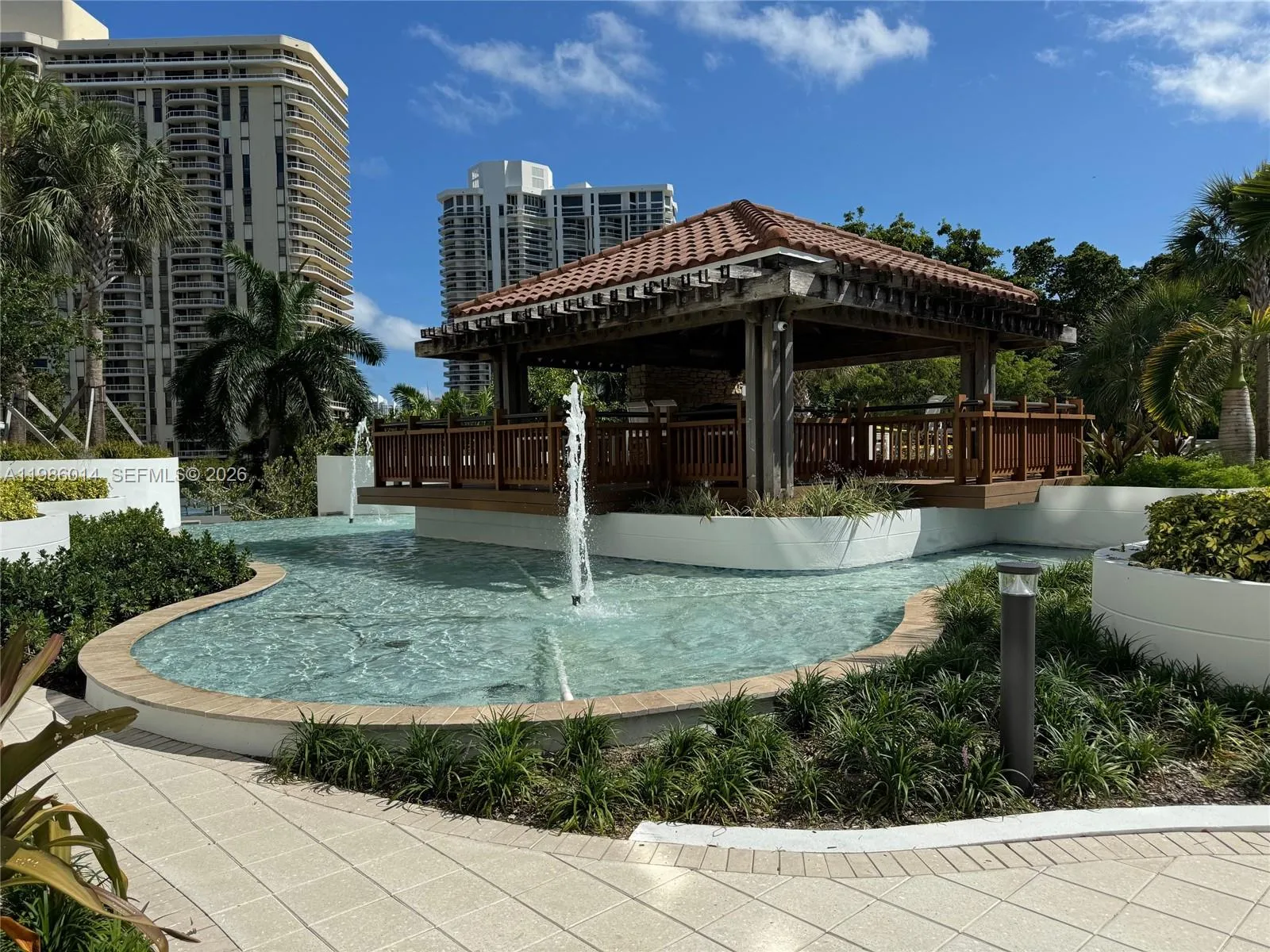 20281 E Country Club Dr 2405, Aventura, Florida 33, Aventura, Florida 33180, 2 Bedrooms Bedrooms, ,2 BathroomsBathrooms,Residential Lease,For Rent,20281 E Country Club Dr 2405, Aventura, Florida 33,A11986014