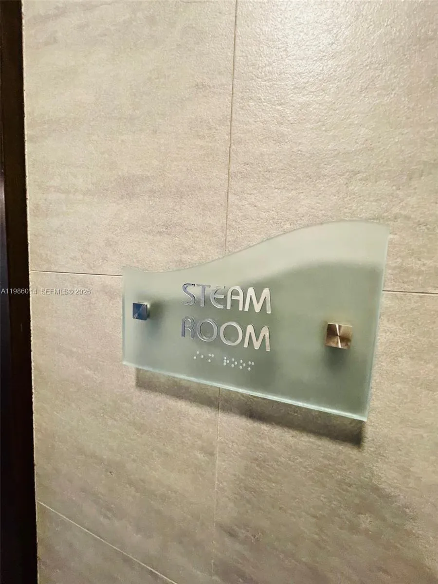 20281 E Country Club Dr 2405, Aventura, Florida 33, Aventura, Florida 33180, 2 Bedrooms Bedrooms, ,2 BathroomsBathrooms,Residential Lease,For Rent,20281 E Country Club Dr 2405, Aventura, Florida 33,A11986014