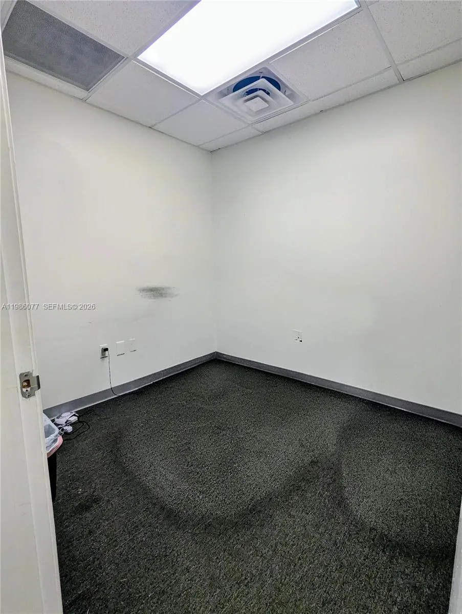 1100 W Oakland Park Blvd, Wilton Manors, Florida 3, Wilton Manors, Florida 33311, ,Commercial Lease,For Rent,1100 W Oakland Park Blvd, Wilton Manors, Florida 3,A11986077
