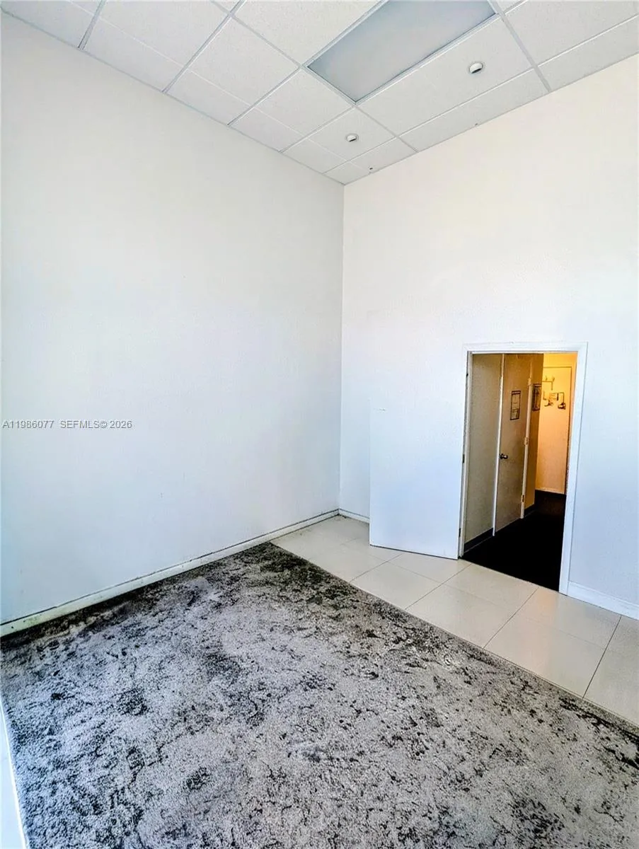 1100 W Oakland Park Blvd, Wilton Manors, Florida 3, Wilton Manors, Florida 33311, ,Commercial Lease,For Rent,1100 W Oakland Park Blvd, Wilton Manors, Florida 3,A11986077