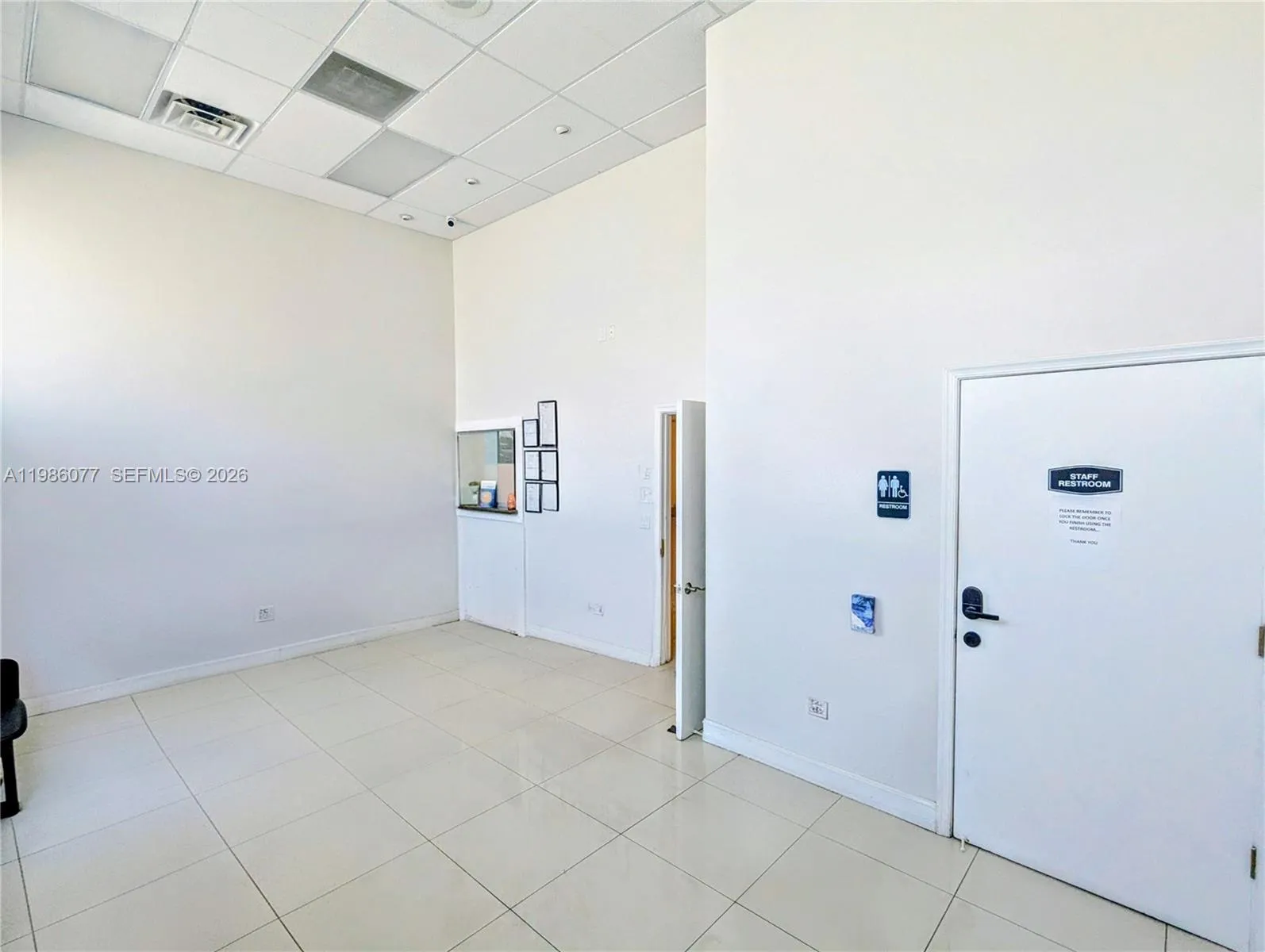 1100 W Oakland Park Blvd, Wilton Manors, Florida 3, Wilton Manors, Florida 33311, ,Commercial Lease,For Rent,1100 W Oakland Park Blvd, Wilton Manors, Florida 3,A11986077