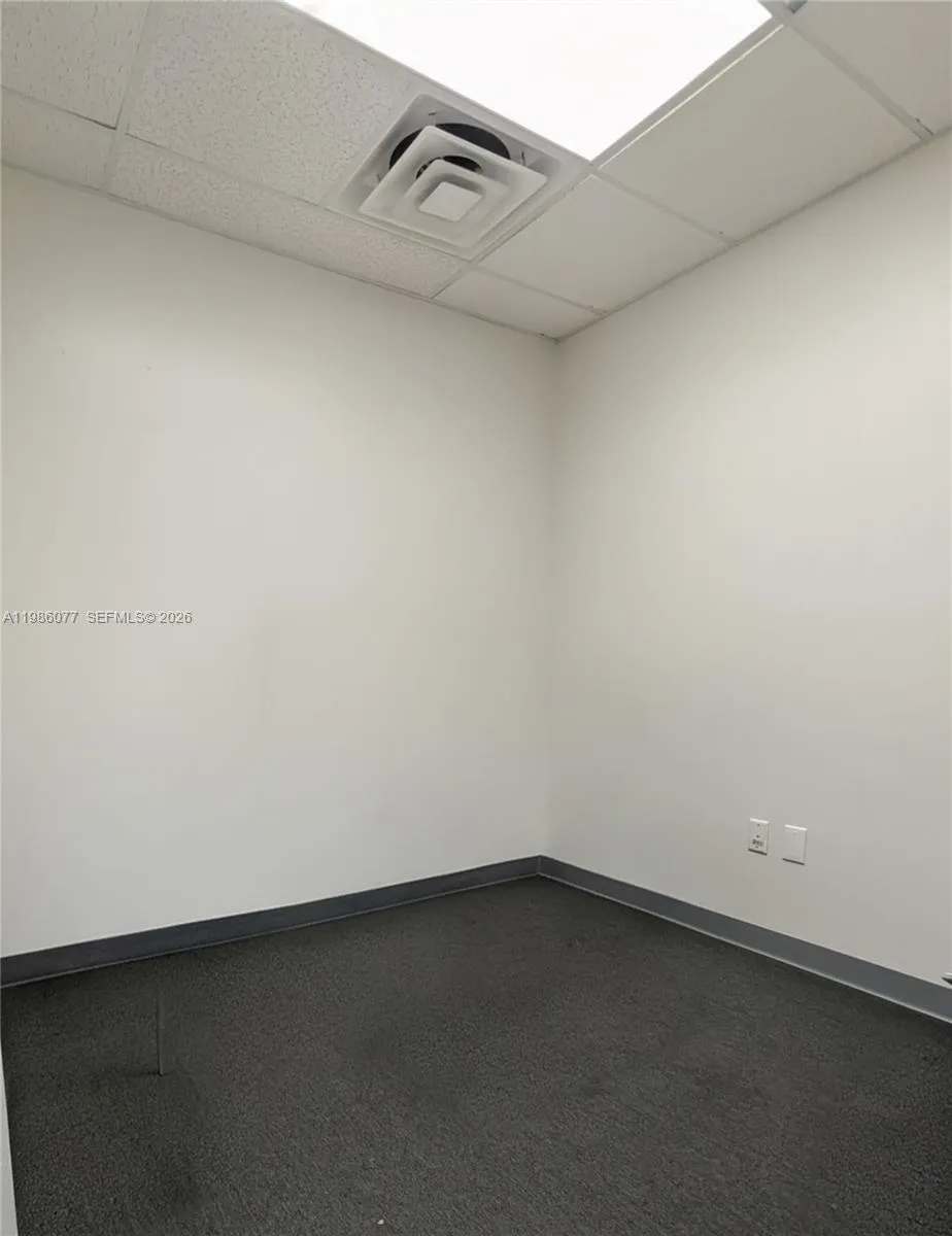 1100 W Oakland Park Blvd, Wilton Manors, Florida 3, Wilton Manors, Florida 33311, ,Commercial Lease,For Rent,1100 W Oakland Park Blvd, Wilton Manors, Florida 3,A11986077