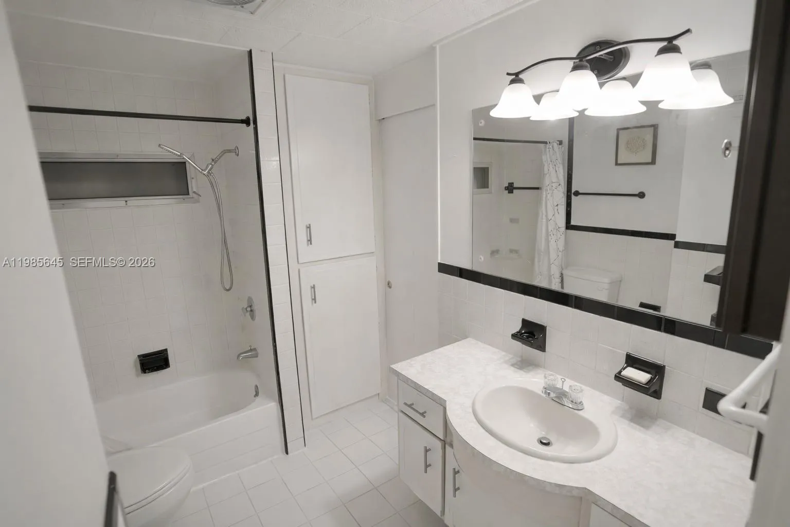 2260 Sw 85th Way, Davie, Florida 33324, Davie, Florida 33324, 3 Bedrooms Bedrooms, ,3 BathroomsBathrooms,Residential,For Sale,2260 Sw 85th Way, Davie, Florida 33324,A11985645