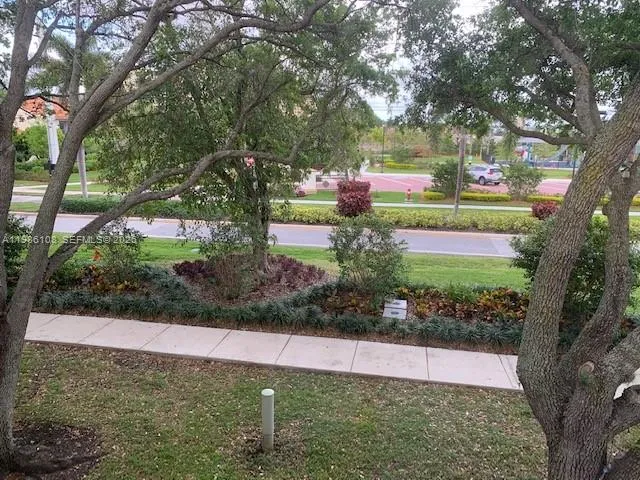 513 Racquet Club Rd 55, Weston, Florida 33326, Weston, Florida 33326, 3 Bedrooms Bedrooms, ,2 BathroomsBathrooms,Residential Lease,For Rent,513 Racquet Club Rd 55, Weston, Florida 33326,A11986108