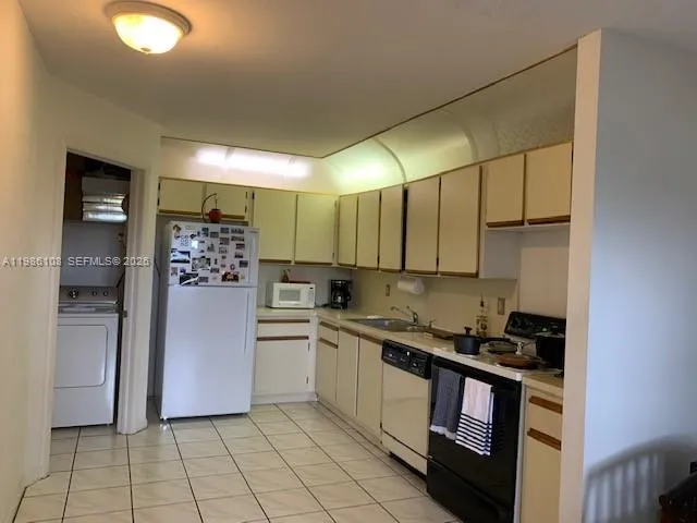 513 Racquet Club Rd 55, Weston, Florida 33326, Weston, Florida 33326, 3 Bedrooms Bedrooms, ,2 BathroomsBathrooms,Residential Lease,For Rent,513 Racquet Club Rd 55, Weston, Florida 33326,A11986108