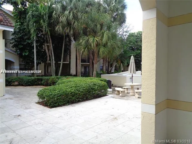 650 S Park Rd 21-5, Hollywood, Florida 33021, Hollywood, Florida 33021, 3 Bedrooms Bedrooms, ,2 BathroomsBathrooms,Residential Lease,For Rent,650 S Park Rd 21-5, Hollywood, Florida 33021,A11986118
