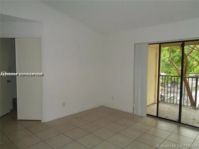 650 S Park Rd 21-5, Hollywood, Florida 33021, Hollywood, Florida 33021, 3 Bedrooms Bedrooms, ,2 BathroomsBathrooms,Residential Lease,For Rent,650 S Park Rd 21-5, Hollywood, Florida 33021,A11986118