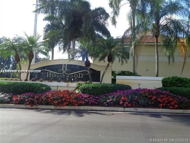 650 S Park Rd 21-5, Hollywood, Florida 33021, Hollywood, Florida 33021, 3 Bedrooms Bedrooms, ,2 BathroomsBathrooms,Residential Lease,For Rent,650 S Park Rd 21-5, Hollywood, Florida 33021,A11986118