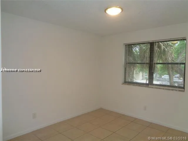 650 S Park Rd 21-5, Hollywood, Florida 33021, Hollywood, Florida 33021, 3 Bedrooms Bedrooms, ,2 BathroomsBathrooms,Residential Lease,For Rent,650 S Park Rd 21-5, Hollywood, Florida 33021,A11986118