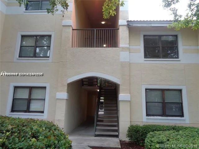 650 S Park Rd 21-5, Hollywood, Florida 33021, Hollywood, Florida 33021, 3 Bedrooms Bedrooms, ,2 BathroomsBathrooms,Residential Lease,For Rent,650 S Park Rd 21-5, Hollywood, Florida 33021,A11986118