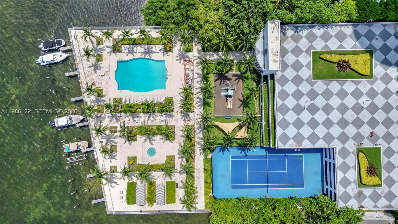 2101 Brickell Ave 2102, Miami, Florida 33129, Miami, Florida 33129, 1 Bedroom Bedrooms, ,1 BathroomBathrooms,Residential Lease,For Rent,2101 Brickell Ave 2102, Miami, Florida 33129,A11986122