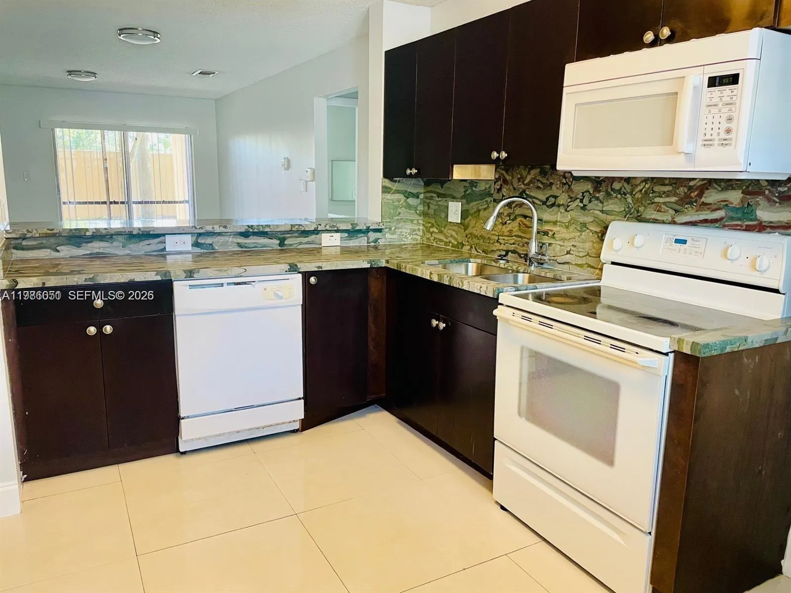 2201 Sw 80th Ter 2201, Miramar, Florida 33025, Miramar, Florida 33025, 2 Bedrooms Bedrooms, ,2 BathroomsBathrooms,Residential Lease,For Rent,2201 Sw 80th Ter 2201, Miramar, Florida 33025,A11986051