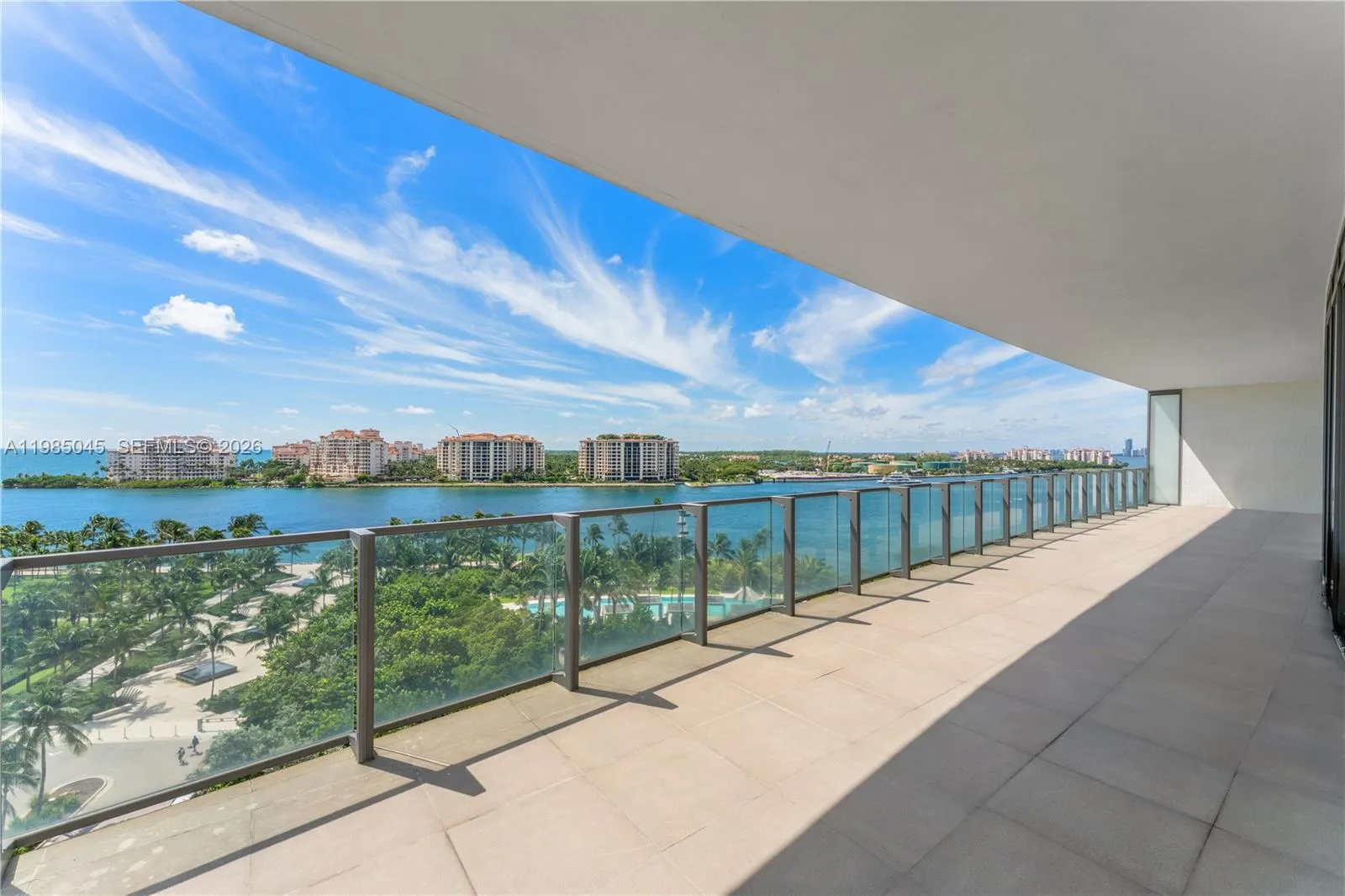 800 S Pointe Dr 901, Miami Beach, Florida 33139, Miami Beach, Florida 33139, 4 Bedrooms Bedrooms, ,3 BathroomsBathrooms,Residential,For Sale,800 S Pointe Dr 901, Miami Beach, Florida 33139,A11985045
