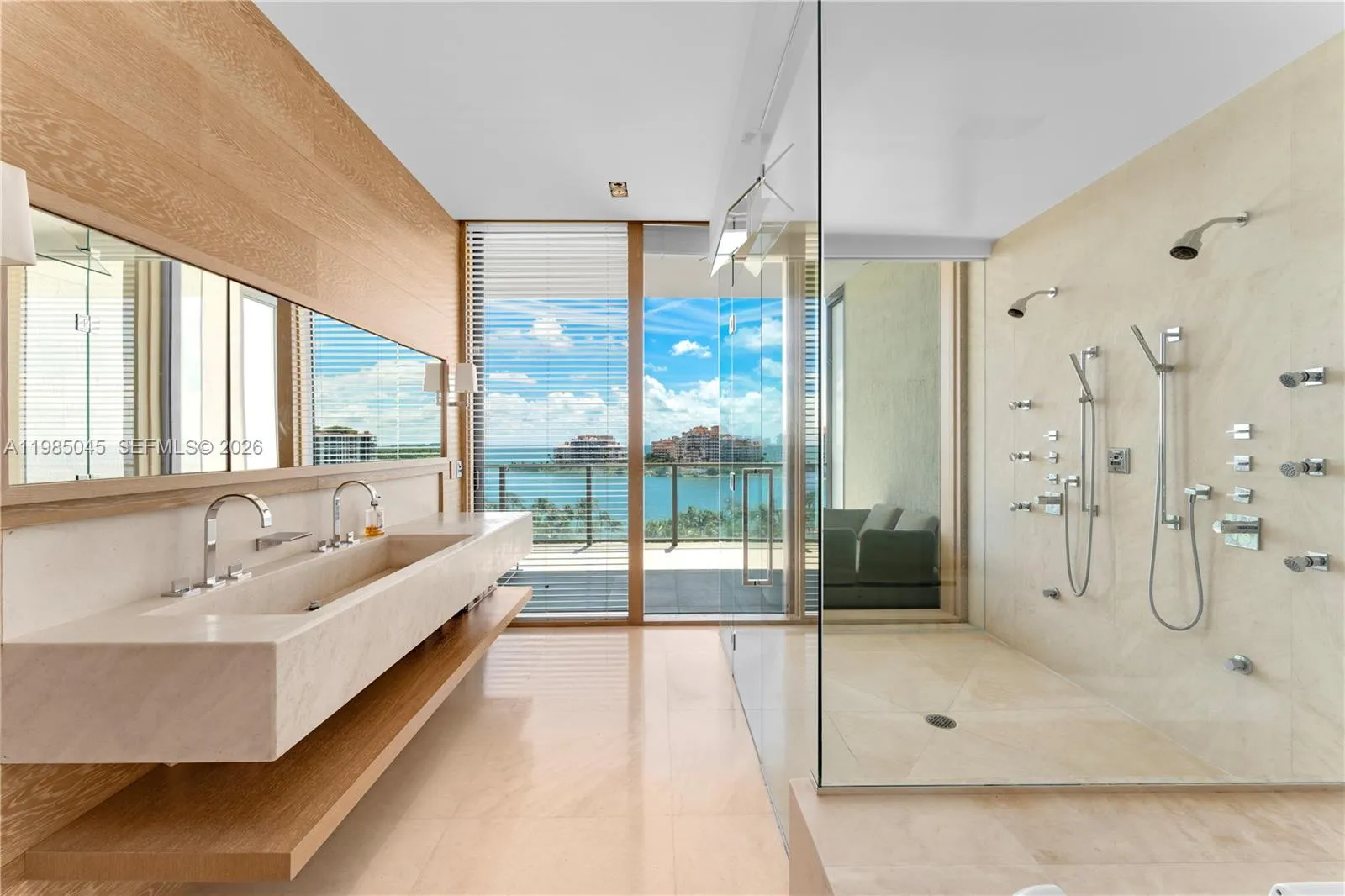 800 S Pointe Dr 901, Miami Beach, Florida 33139, Miami Beach, Florida 33139, 4 Bedrooms Bedrooms, ,3 BathroomsBathrooms,Residential,For Sale,800 S Pointe Dr 901, Miami Beach, Florida 33139,A11985045