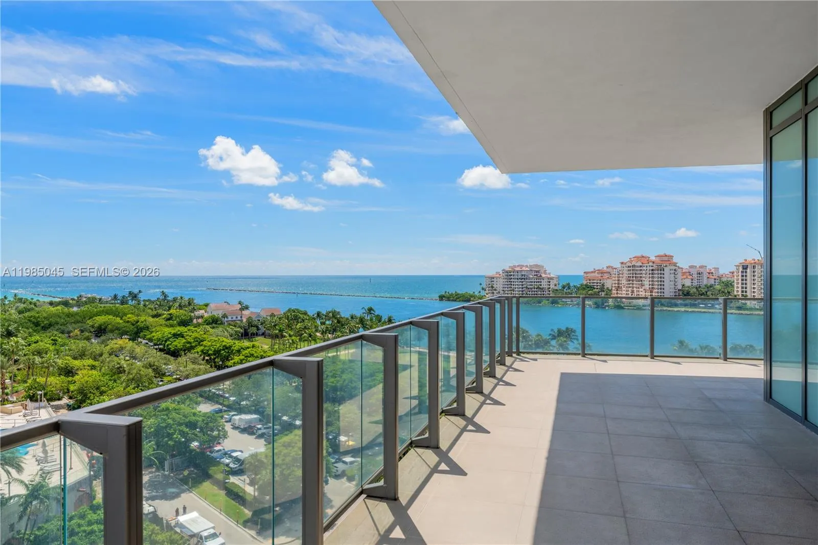 800 S Pointe Dr 901, Miami Beach, Florida 33139, Miami Beach, Florida 33139, 4 Bedrooms Bedrooms, ,3 BathroomsBathrooms,Residential,For Sale,800 S Pointe Dr 901, Miami Beach, Florida 33139,A11985045